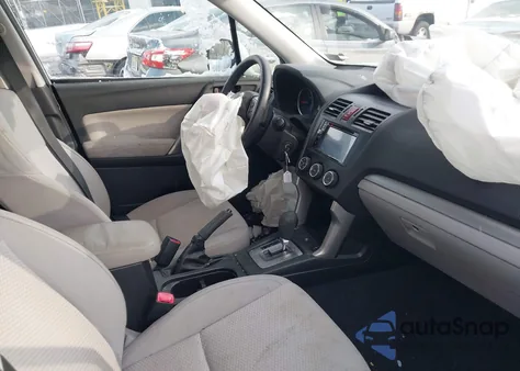 2015 Subaru Forester 2.5I Premium из США, поврежденный, VIN JF2SJADCXFH412969